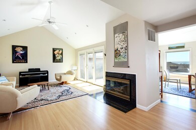 122 Ships Watch unit 15-2, Falmouth, MA 02540 - photo 5