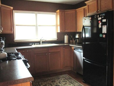 1338 Bradford St, Schenectady, NY 12306 - photo 5