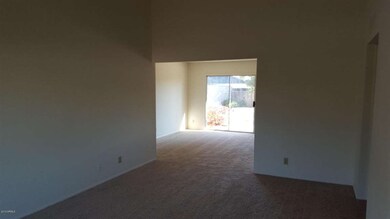 05 - Living Room