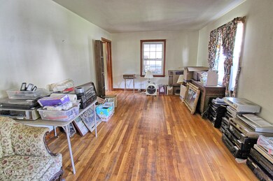 IMG_8590_1_2_easyHDR-interior2