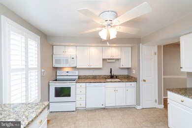 17 Hapsburg Ct, Parkville, MD 21234 - photo 2