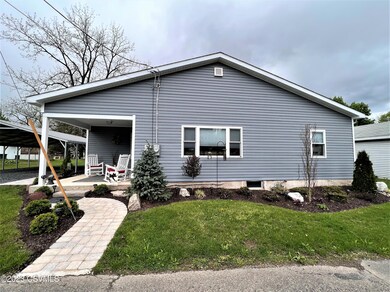 825 N Mercer St, Berwick, PA 18603 - photo 2