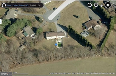 7689 Anvil Dr, Frederick, MD 21701 - photo 3