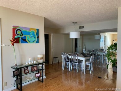 Towers of Key Biscayne unit D904, Key Biscayne, FL 33149 - photo 4