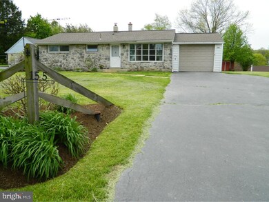 155 Black Matt Rd, Douglassville, PA 19518 - photo 2