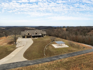 825 Legacy Farms Rd, Saddlebrooke, MO 65630 - photo 2
