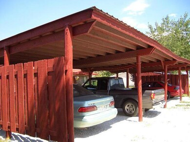 CARPORTS 202 QUARTZITE LOOP CHEW