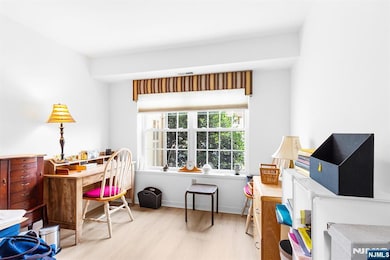 Foxhill Manor unit CT114, Norwood, NJ 07648 - photo 4