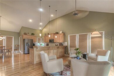 5423 Payne St, Shawnee, KS 66226 - photo 3