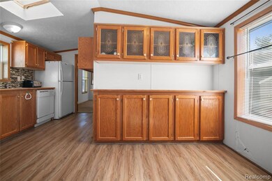 23467 Manor Rd N, New Boston, MI 48164 - photo 6