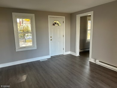 129 Bergen St, Hackettstown, NJ 07840 - photo 4