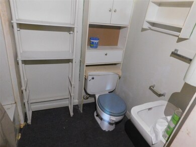 301 Broken Arrow, Comanche, TX 76442 - photo 5