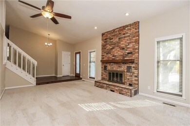 6908 Parkhill Ct, Shawnee, KS 66216 - photo 3