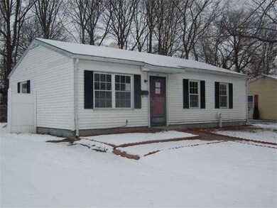 33 Amherst St, Lawrence, MA 01843 - photo 4