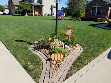 9033 Marquette St, Saint John, IN 46373 - photo 4