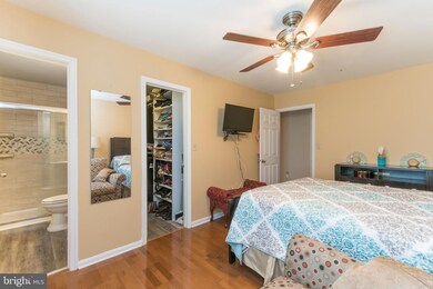 1315 Gabes Place, Hyattsville, MD 20785 - photo 4