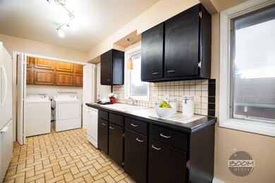 unit one kitchen  utility