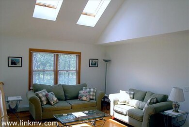 85 Meadow View Rd, Oak Bluffs, MA 02568 - photo 4