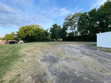 429 Elm St, Georgetown, OH 45121 - photo 3