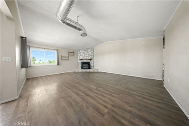 2033 Hollister Rd, Pinon Hills, CA 92372 - photo 5