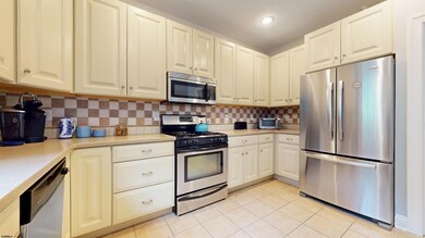 334 W Ocean Heights #112 Ave unit 112, Linwood, NJ 08221 - photo 5