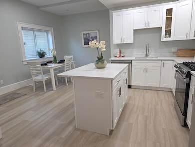 43 Aubin St unit 43, Amesbury, MA 01913 - photo 4