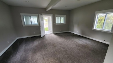 913 N Monroe St, Lowell, MI 49331 - photo 2