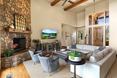 Living Room (3)