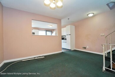 159 Lorraine Loop, Staten Island, NY 10309 - photo 6