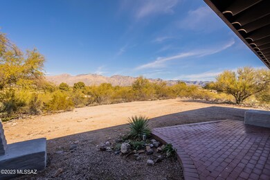 Private & expansive setting!