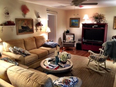 320 Broadway St, Saint Simons Island, GA 31522 - photo 4