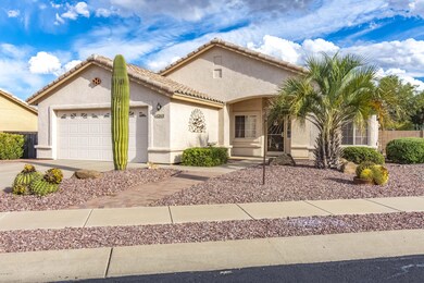 2410 N Avenida Esclava__002