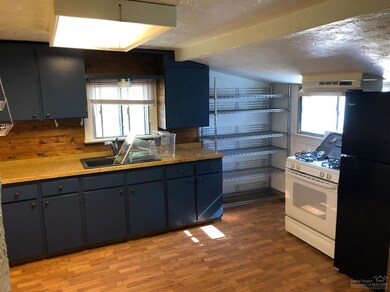 804 NW 14th St, Bend, OR 97701 - photo 6