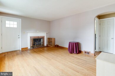5812 Eurith Ave, Baltimore, MD 21206 - photo 5