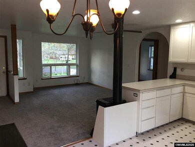 109 Louisa St, Gates, OR 97346 - photo 4