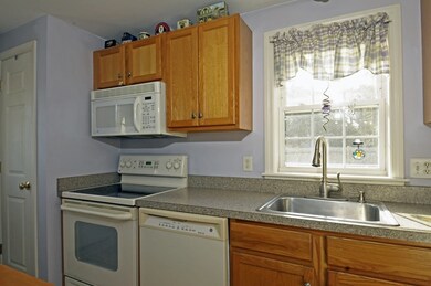 33 Swifts Beach Rd, Wareham, MA 02571 - photo 6