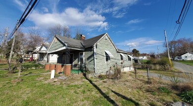 2100 & 2100 1 2 East Unaka Ave, Johnson City, TN 37601 - photo 4