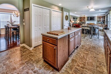 Double pantry, extra large kitchen island, tons of