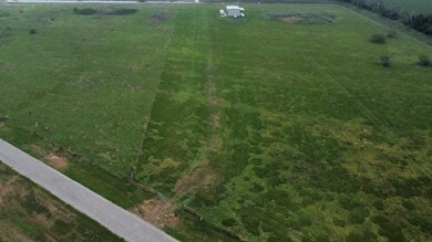 169 Timberline Dr, Bay City, TX 77414 - photo 4