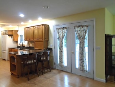 9 Dennis St, Skowhegan, ME 04976 - photo 6