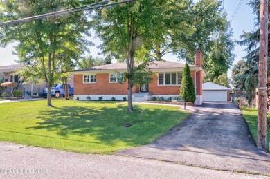 5710 Indian Rock Rd, Louisville, KY 40219 - photo 2