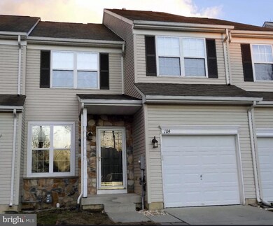 184 Pennsbury Ln, Woodbury, NJ 08096 - photo 2