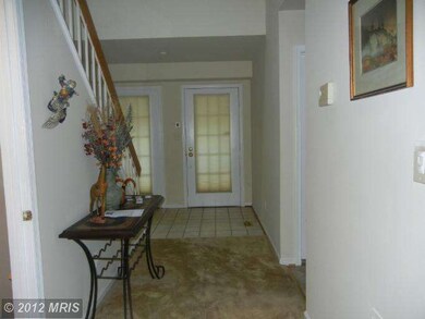 20611 Highland Hall Dr, Montgomery Village, MD 20886 - photo 6