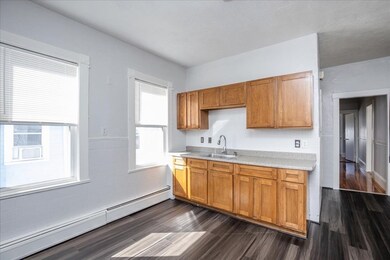 169 Hichborn St unit 2, Revere, MA 02151 - photo 3