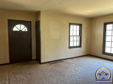 3022 SE Colorado Ave, Topeka, KS 66605 - photo 3