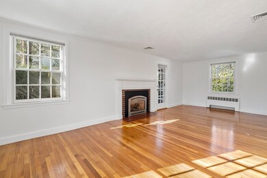 66 Fessenden St, Newtonville, MA 02460 - photo 5