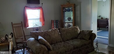 110,111,112 Peace Pipe Ln unit GLEN 8, 1, Cecilton, MD 21919 - photo 4