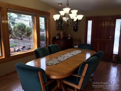 211 Adam Dr, Canyon City, OR 97820 - photo 4