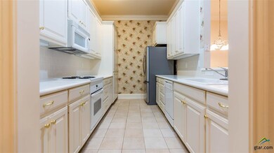 2323 Homestead Ln, Tyler, TX 75701 - photo 5