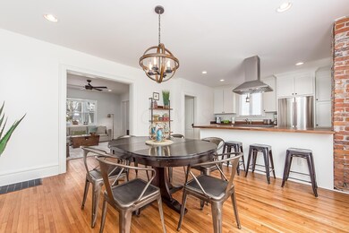 Dining Area to Kitchen